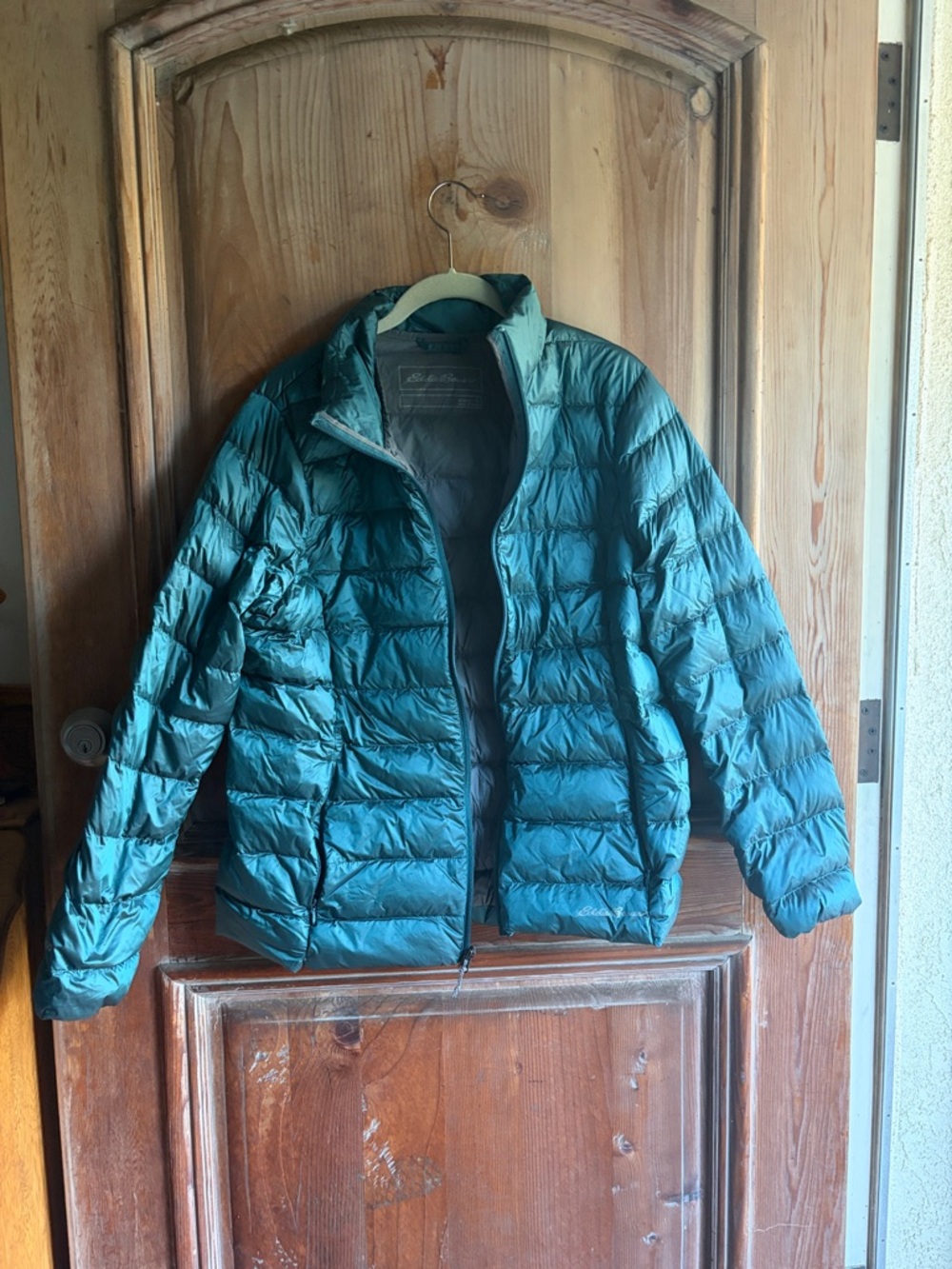 Eddie Bauer Teal Lightweight Packable Puffer Jacket